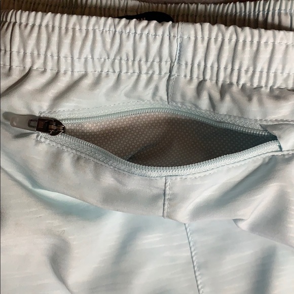 Nike Running Shorts - Picture 3 of 5